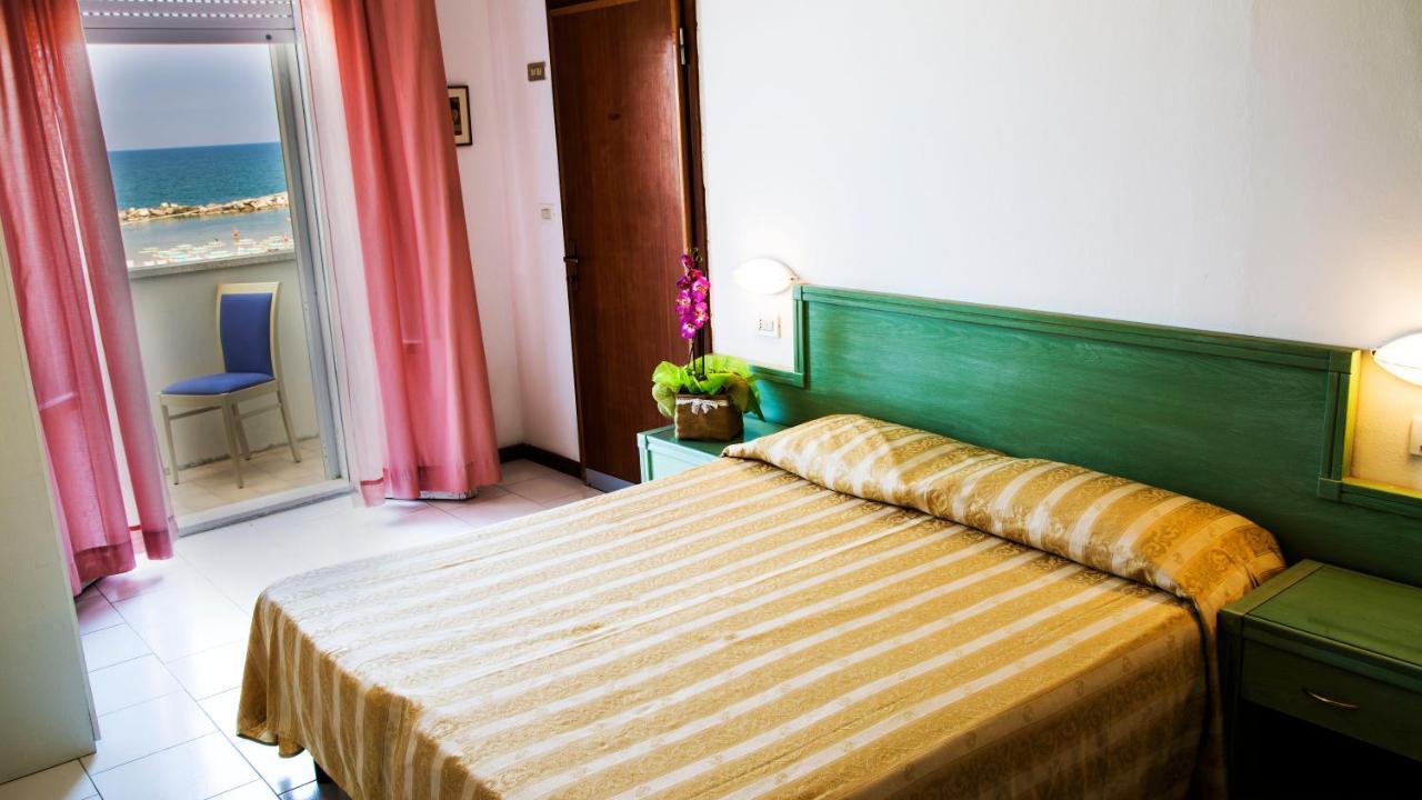 Hotel Villa Sole Resort Bellaria-Igea Marina Extérieur photo