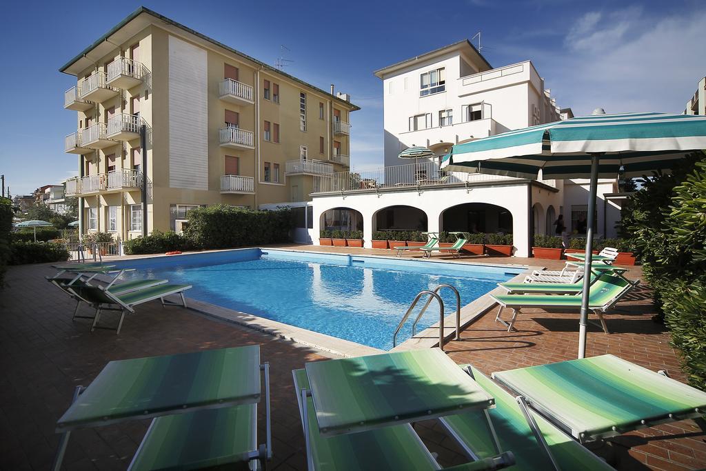 Hotel Villa Sole Resort Bellaria-Igea Marina Extérieur photo