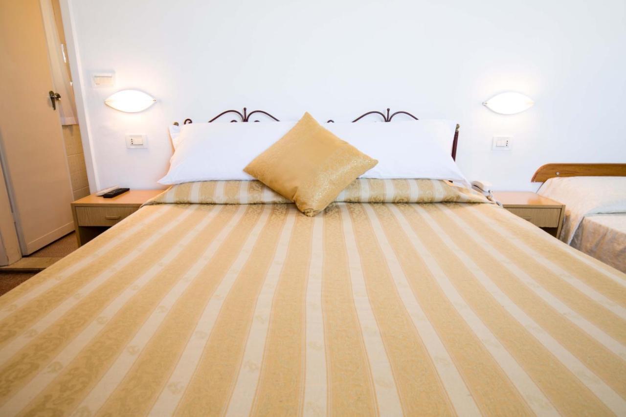 Hotel Villa Sole Resort Bellaria-Igea Marina Extérieur photo