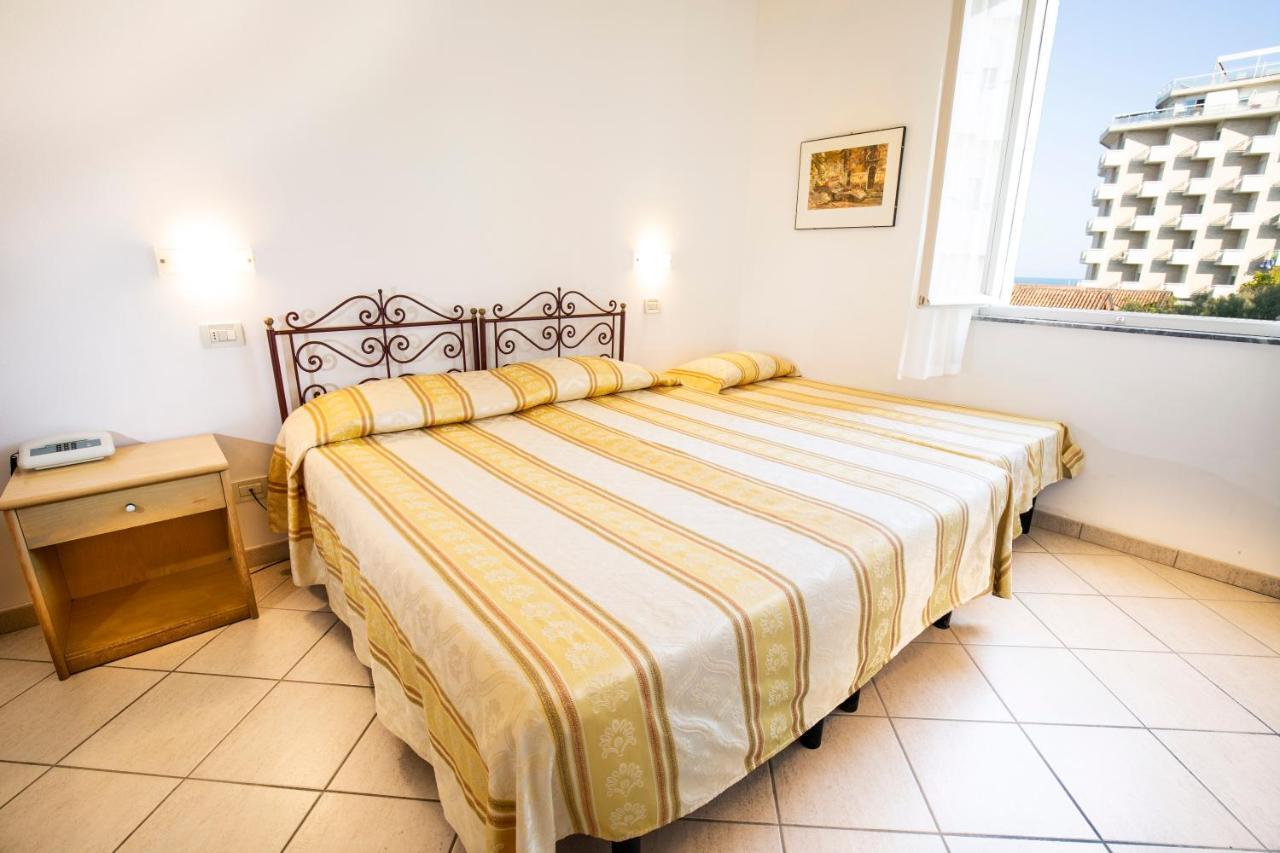 Hotel Villa Sole Resort Bellaria-Igea Marina Extérieur photo